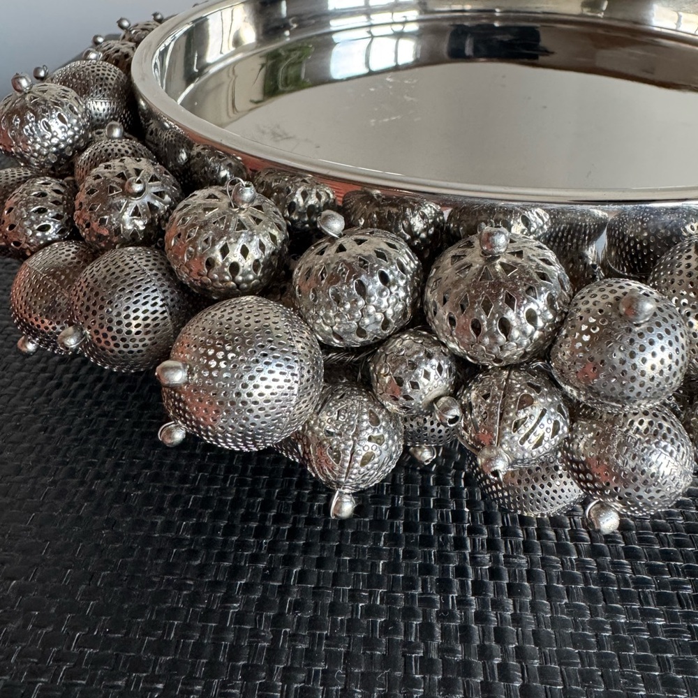 Kim Seybert Large Designer Silver Tray - Picture 4 of 9